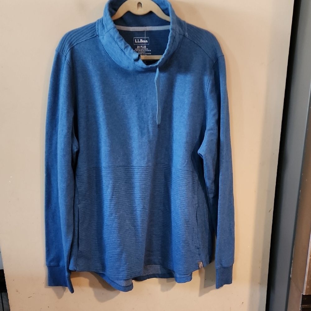L.L. Bean woMen's Blue Sweater